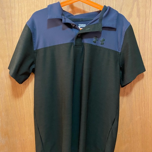 UNDER AMOUR BOYS BLUE / BLACK GOLF SHIRT - Picture 1 of 4